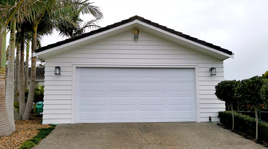 How to Insulate a Garage Door